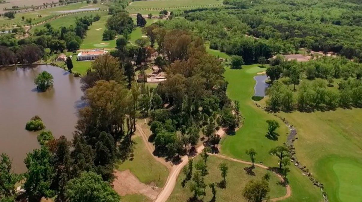 Pueblo Estancia La Paz